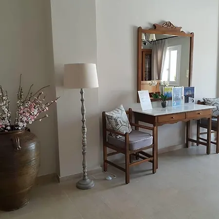 Alkyon Otel Kamári