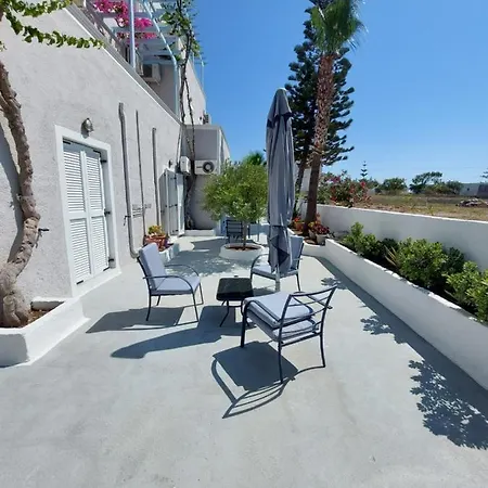 Alkyon Kamari (Santorini)