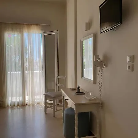 Alkyon Hotel Kamari (Santorini)